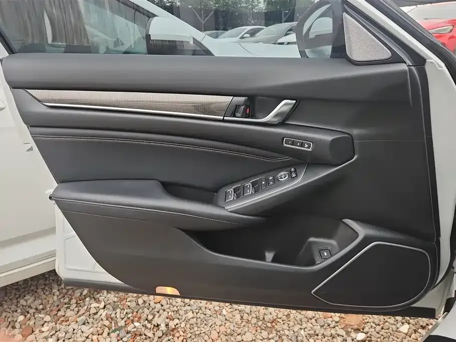 Honda Accord — фото 2