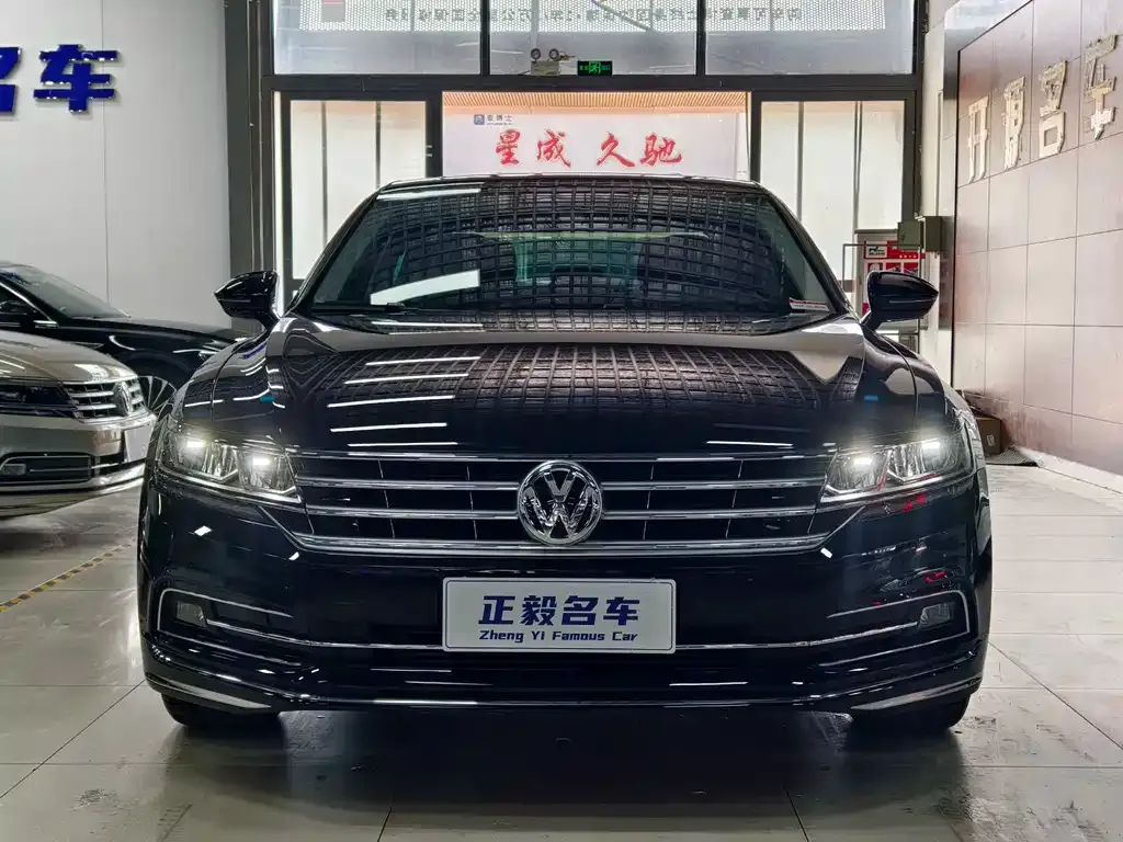 Volkswagen Phideon — фото 3