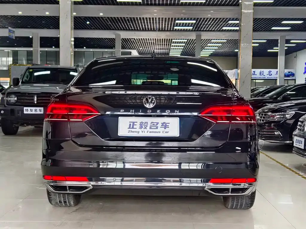 Volkswagen Phideon — фото 9