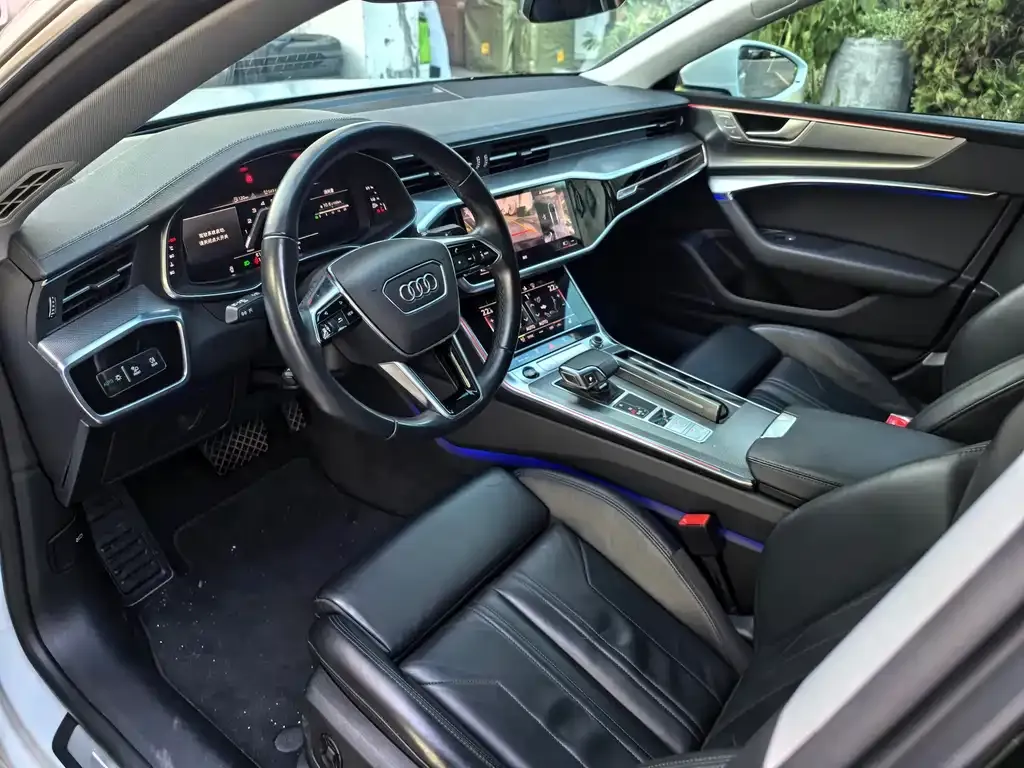 Audi A7 2022 из CN, фото 4