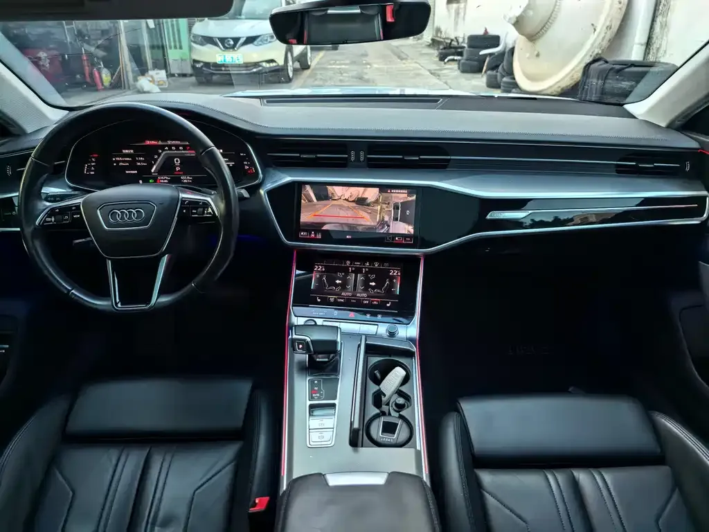 Audi A7 2022 из CN, фото 8