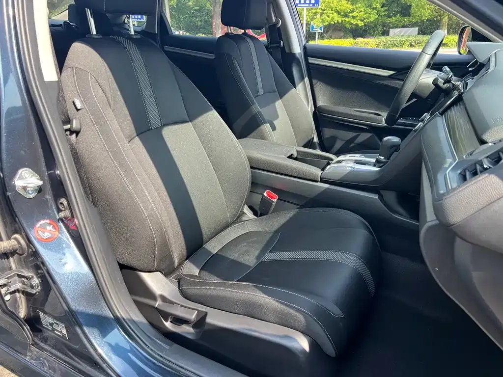 Honda Civic — фото 9