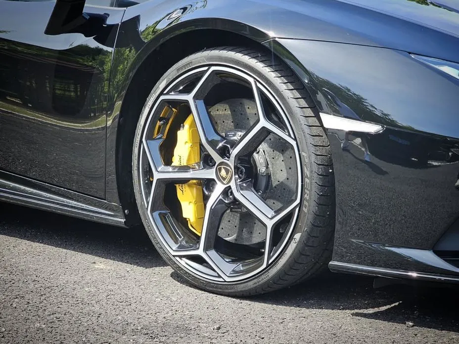 Lamborghini Huracan 2021 из KR, фото 6