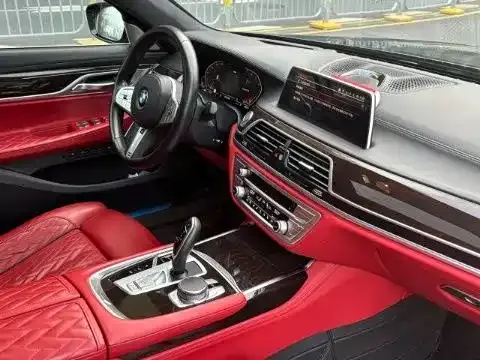 BMW 7 Series 2021 из CN, фото 2