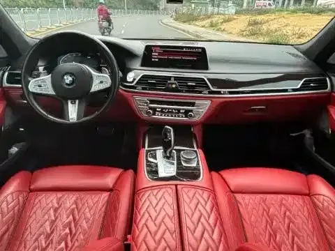 BMW 7 Series 2021 из CN, фото 4