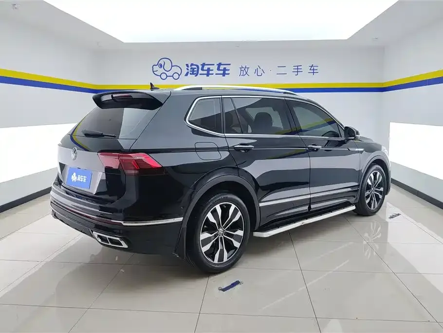 Volkswagen Tiguan L — фото 9