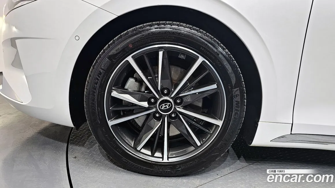 Hyundai Grandeur 2022 из KR, фото 6