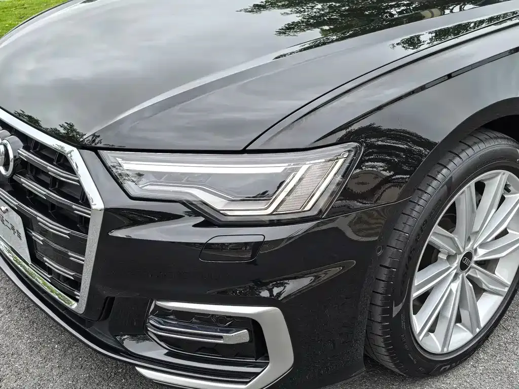 Audi A6L — фото 9