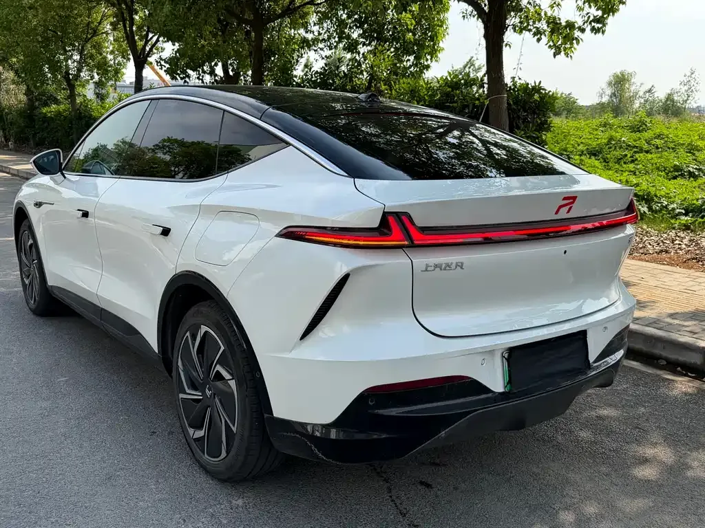 Roewe Feifan R7 2023 из CN, фото 6