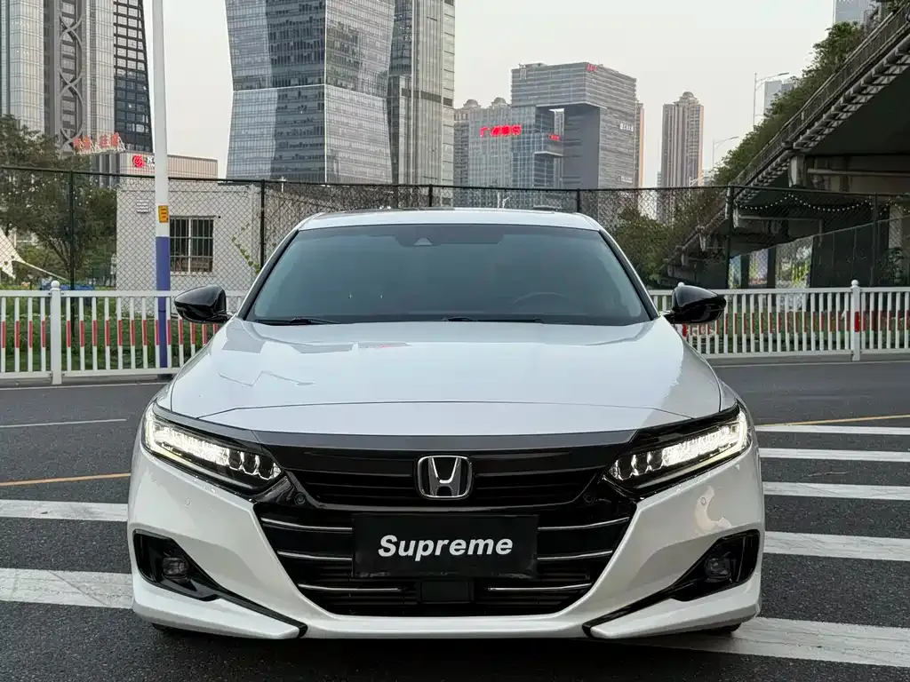 Honda Accord — фото 4