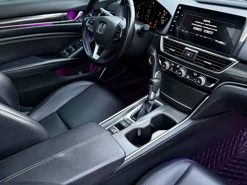 Honda Accord — фото 3