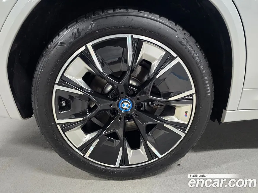 BMW iX3 2024 из KR, фото 8