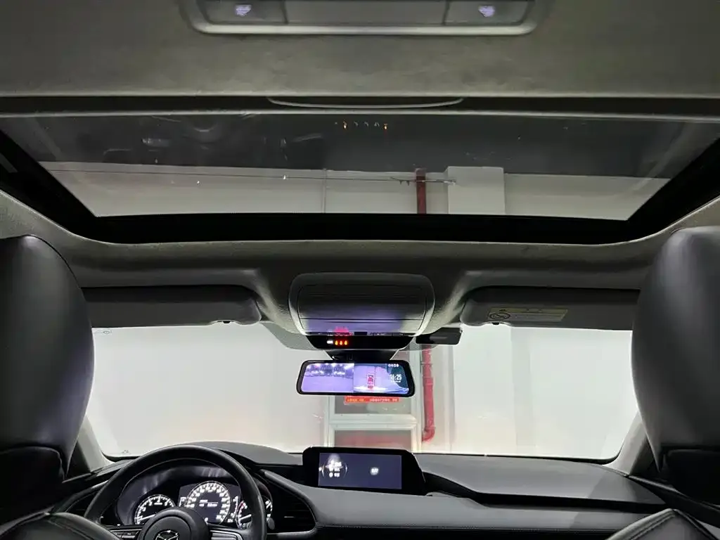 Mazda 3 Axela 2021 из CN, фото 9