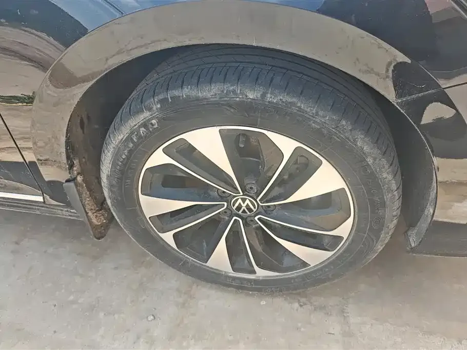 Volkswagen Passat — фото 3