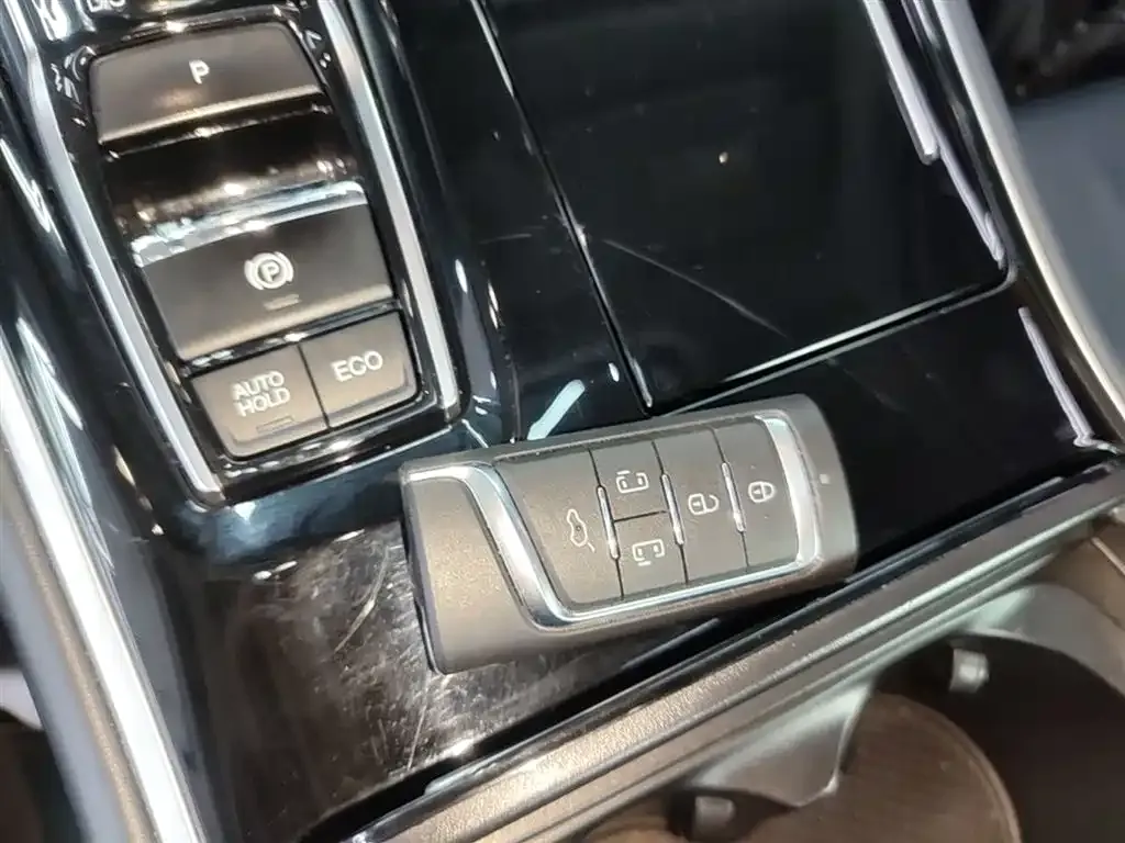 GAC Motor Trumpchi M8 — фото 10
