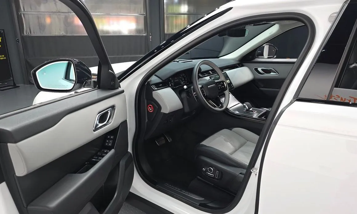 Land Rover Range Rover Velar 2025 из KR, фото 10