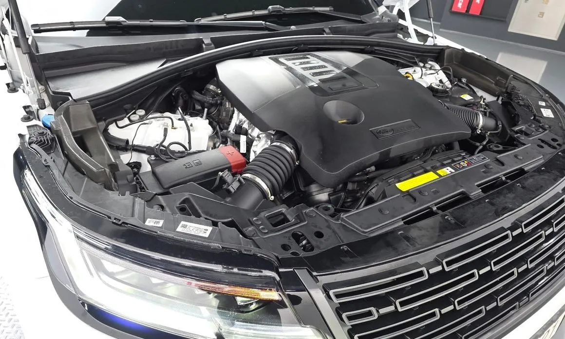 Land Rover Range Rover Velar 2025 из KR, фото 8