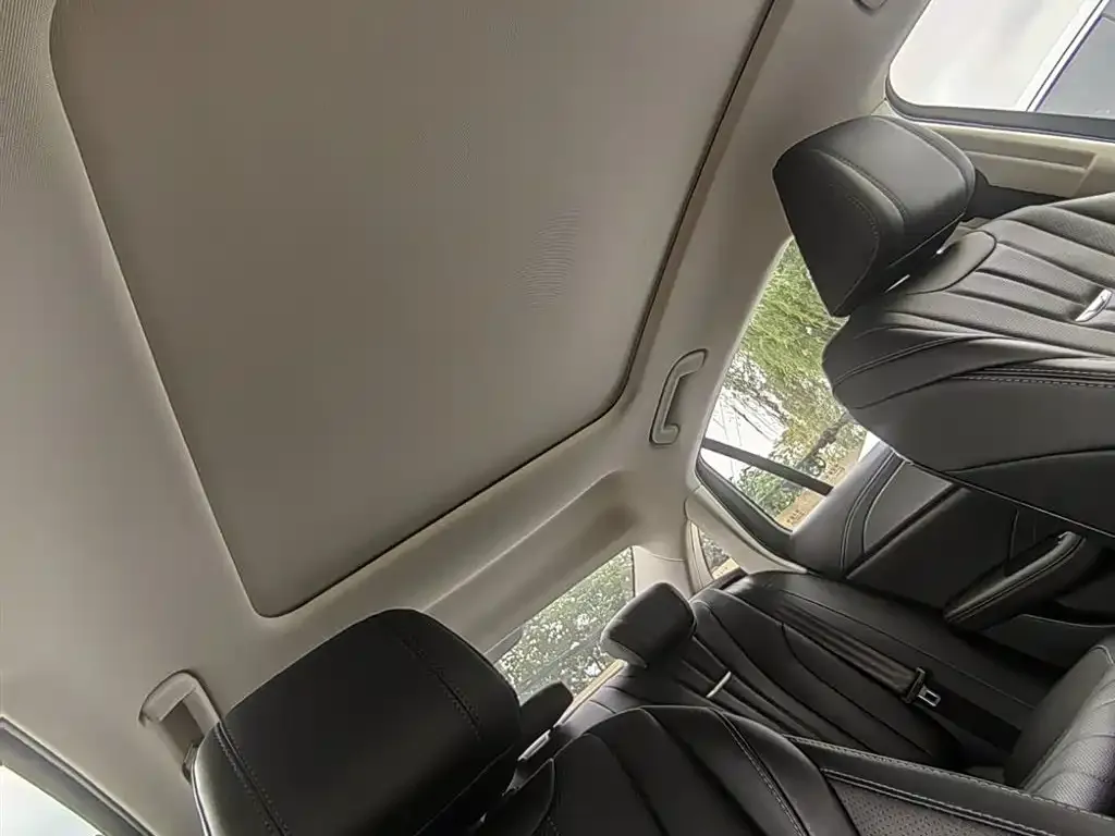 Hongqi H5 2023 из CN, фото 2