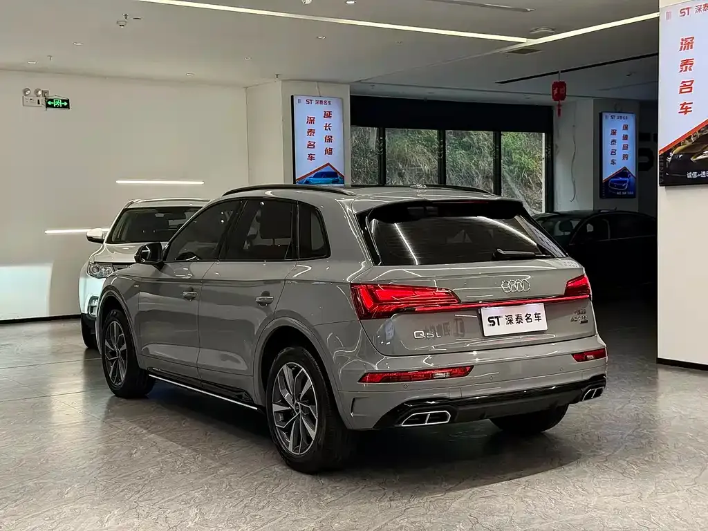 Audi Q5L — фото 3