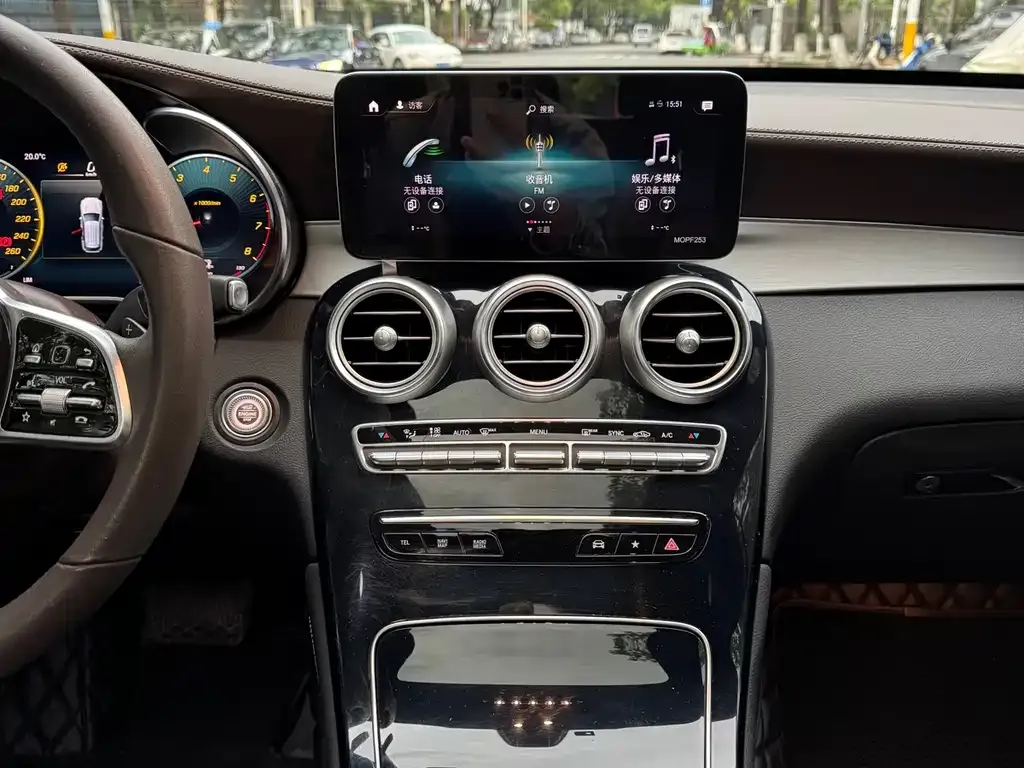 Mercedes-Benz GLC 2021 из CN, фото 4