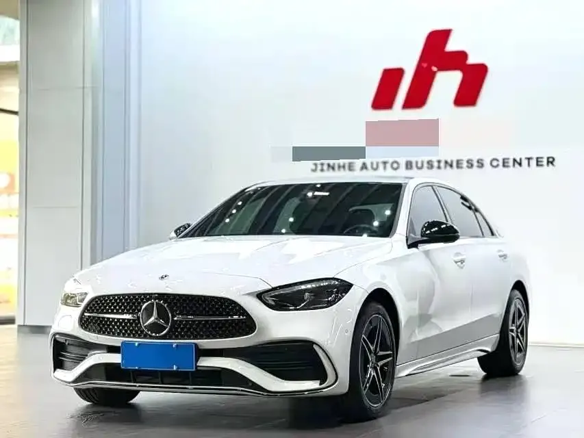 Mercedes-Benz C-Class — фото 1