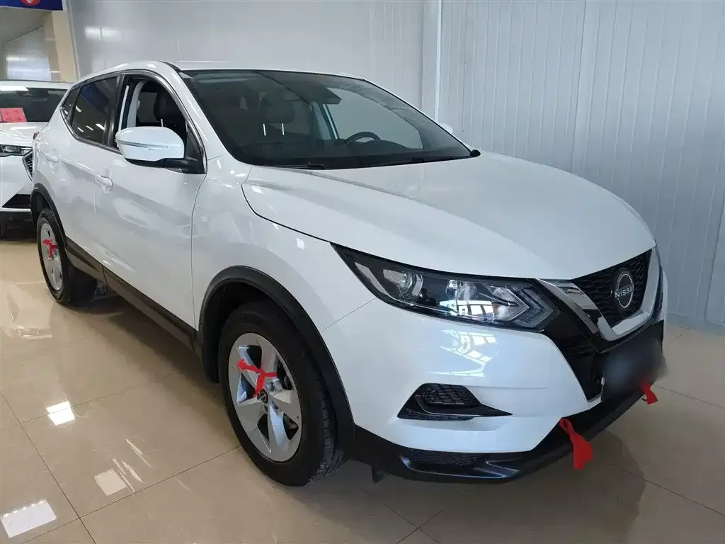 Nissan Qashqai — фото 2