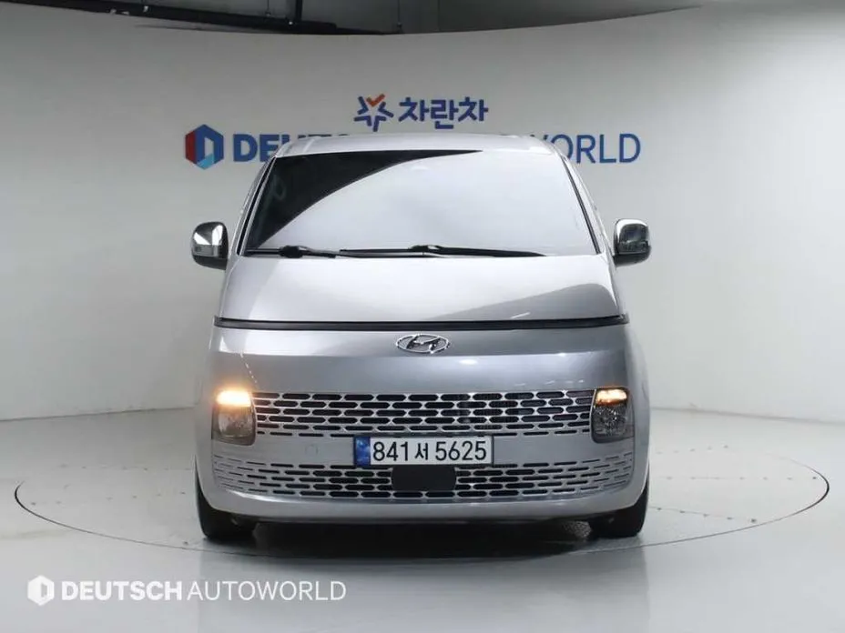 Hyundai Staria 2023 из KR, фото 5