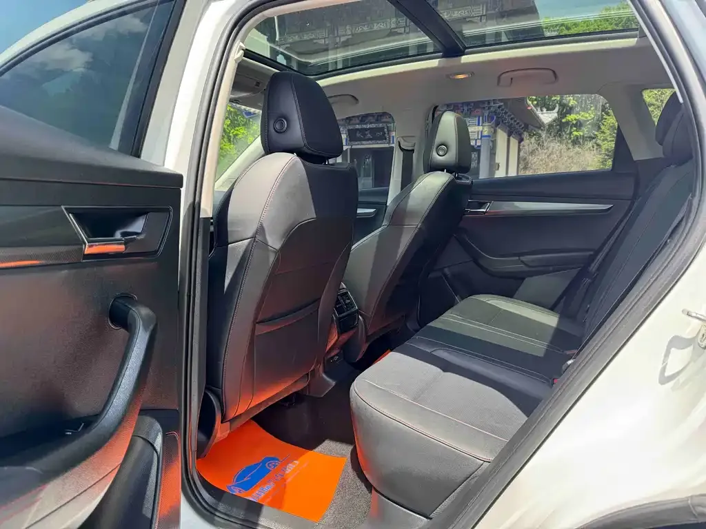 Skoda Karoq — фото 3