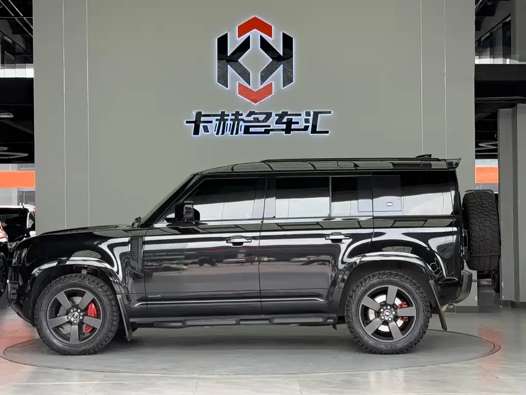 Land Rover Defender — фото 2