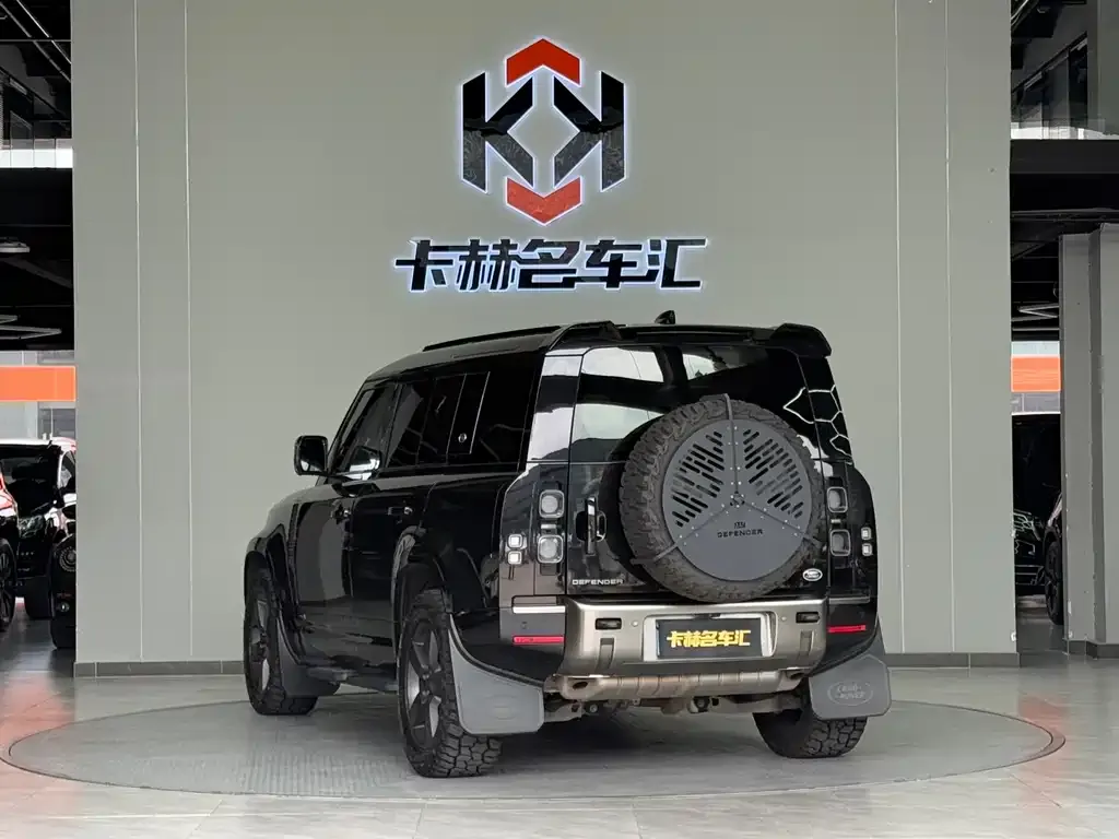 Land Rover Defender — фото 5