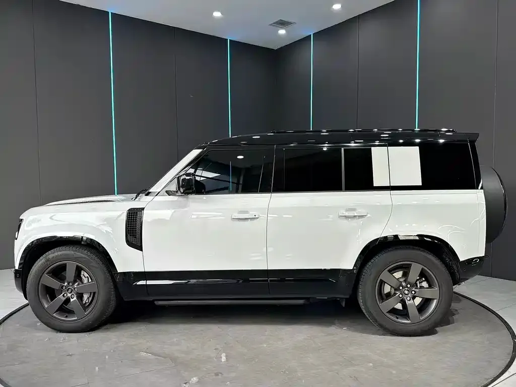 Land Rover Defender — фото 2