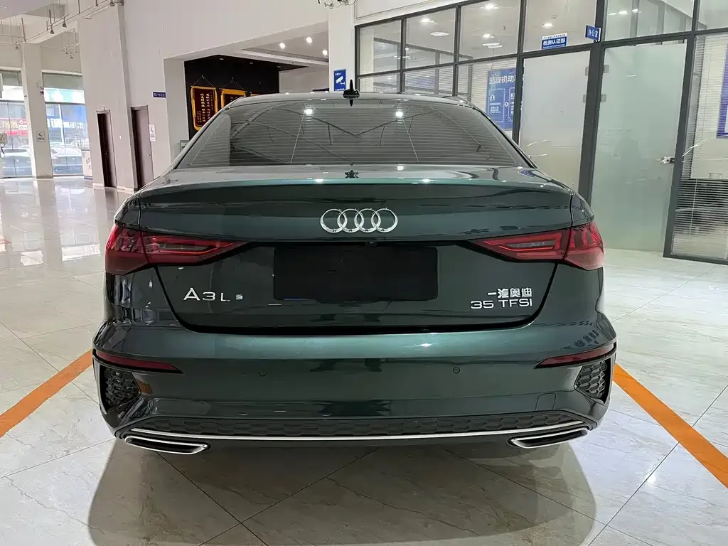 Audi A3 — фото 2