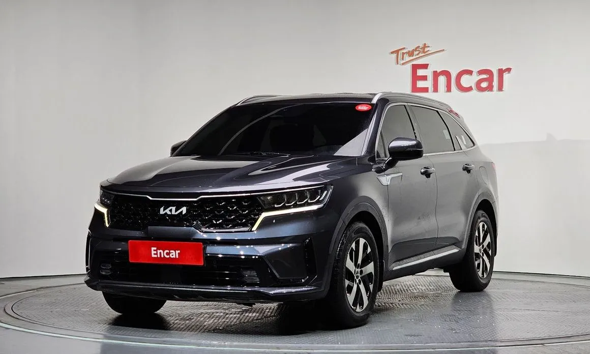 Kia Sorento — фото 1