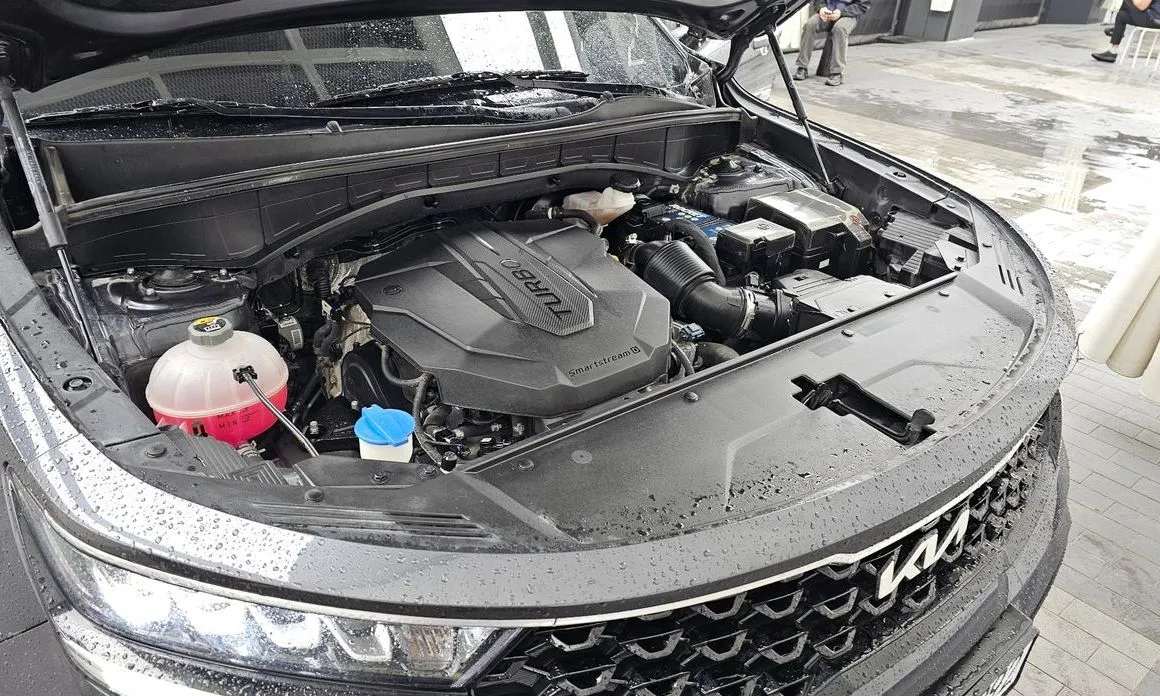 Kia Sorento — фото 9