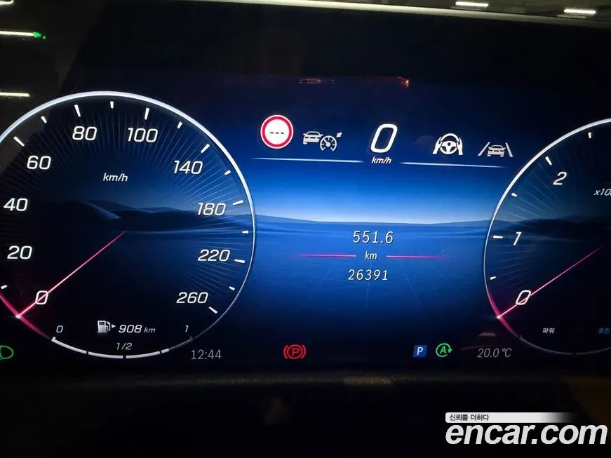 Mercedes-Benz E-Class 2024 из KR, фото 2