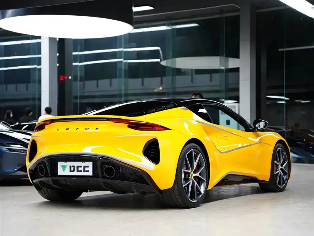 Lotus Emira 2025 из CN, фото 8