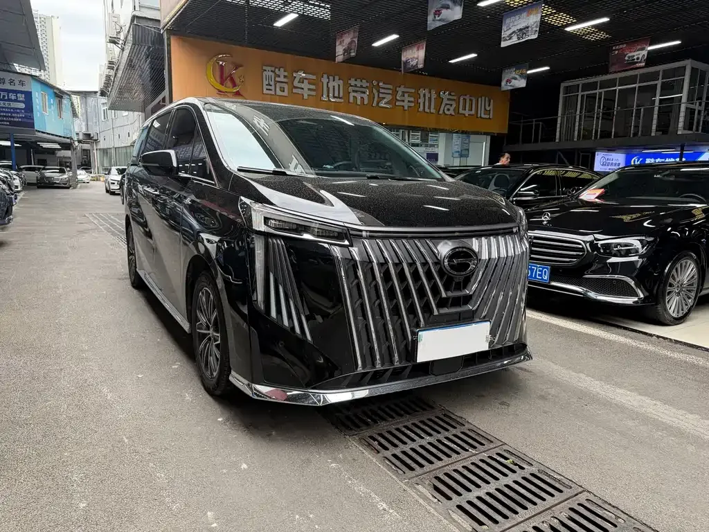 GAC Motor Trumpchi M8 — фото 10