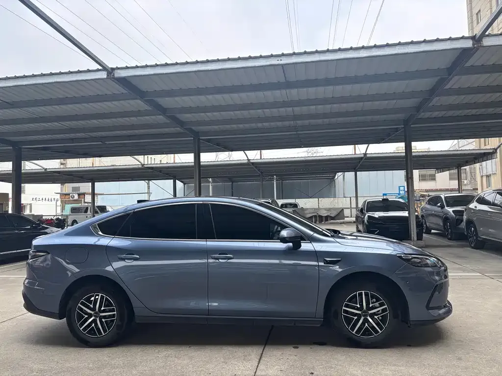 BYD Seal 05 DM-i — фото 2