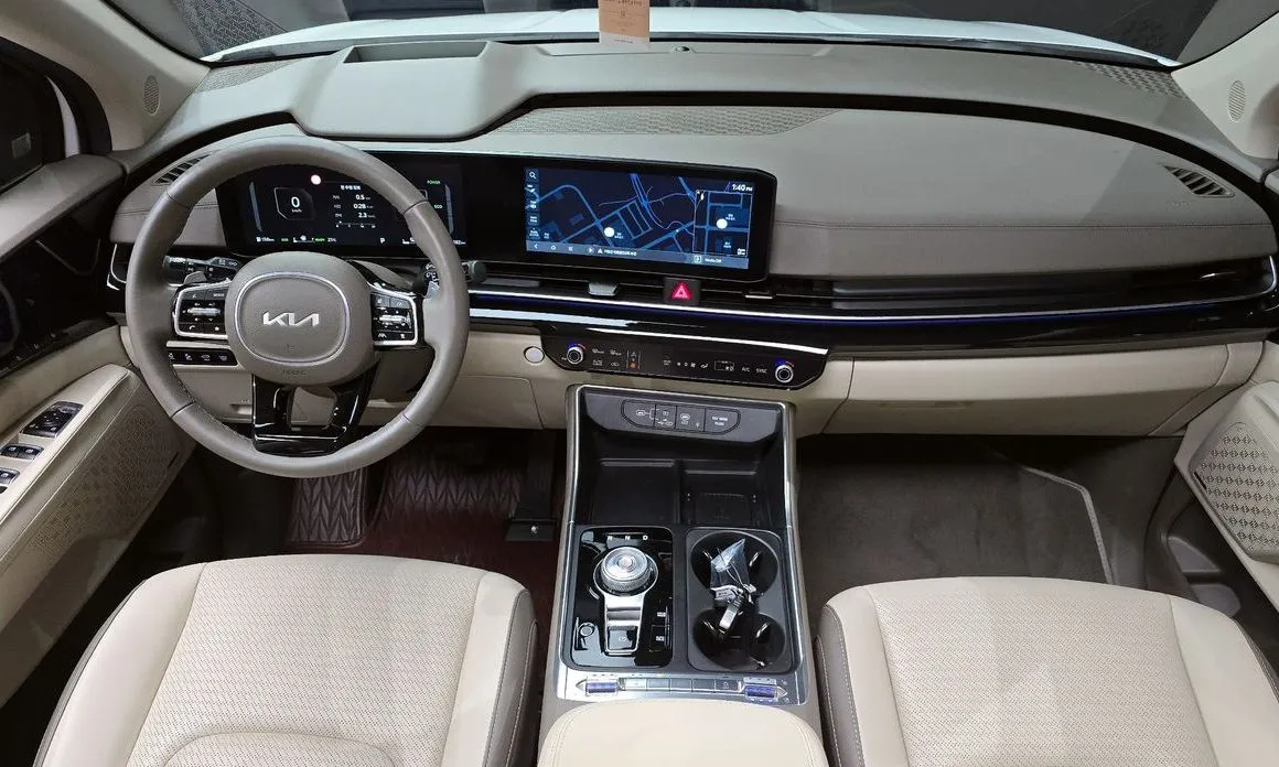 Kia Carnival 2025 из KR, фото 5