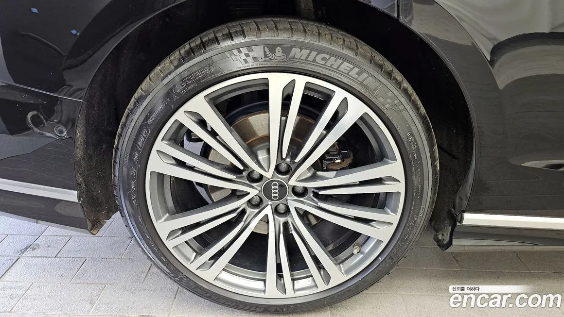Audi A8 2021 из KR, фото 10