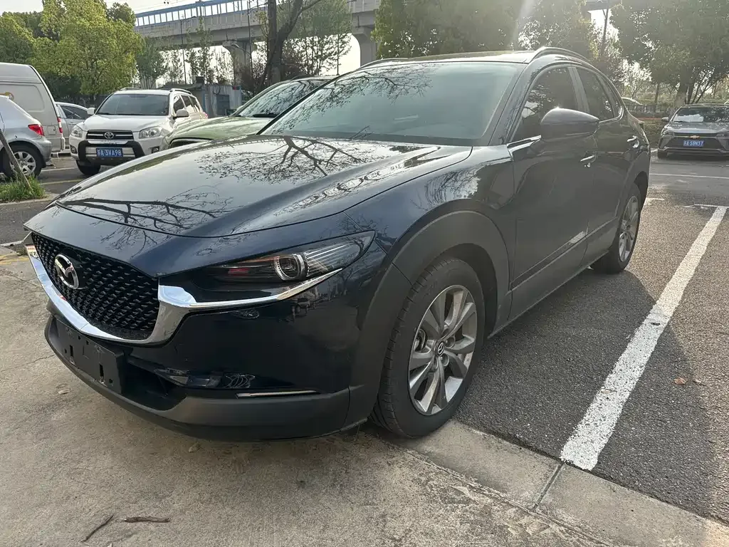 Mazda CX-30 — фото 1