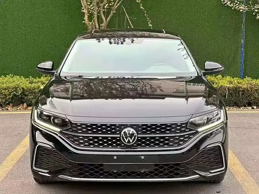 Volkswagen Passat — фото 7
