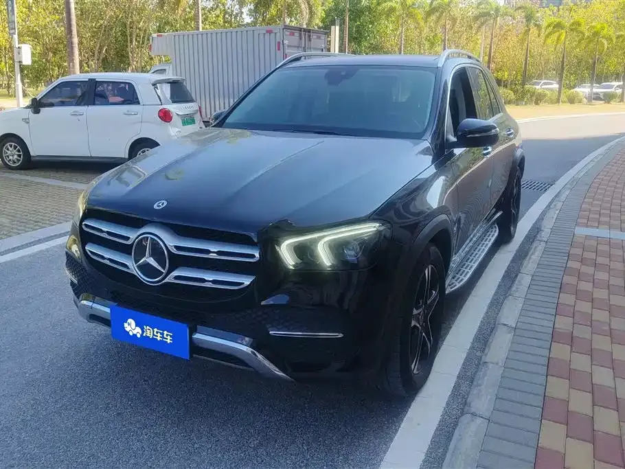 Mercedes-Benz GLE — фото 1