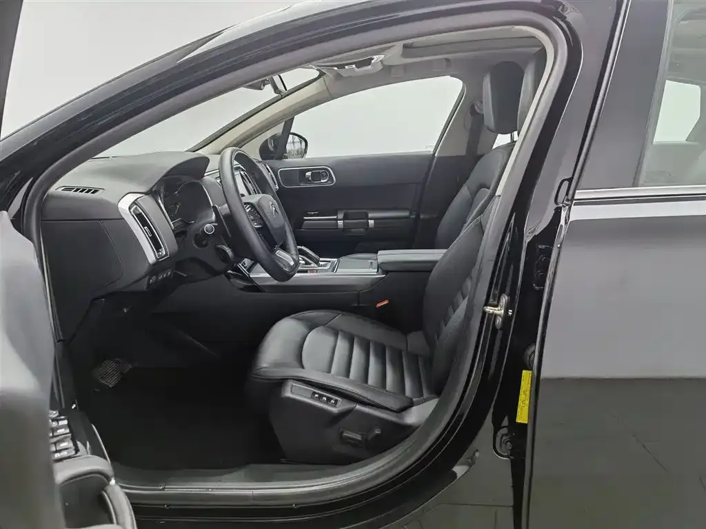 Citroen C6 2023 из CN, фото 9