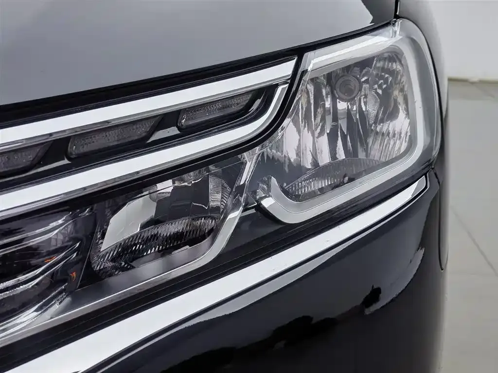 Citroen C6 2023 из CN, фото 8