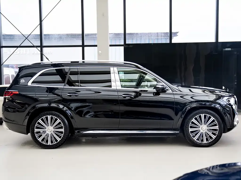 Mercedes-Benz GLS — фото 7