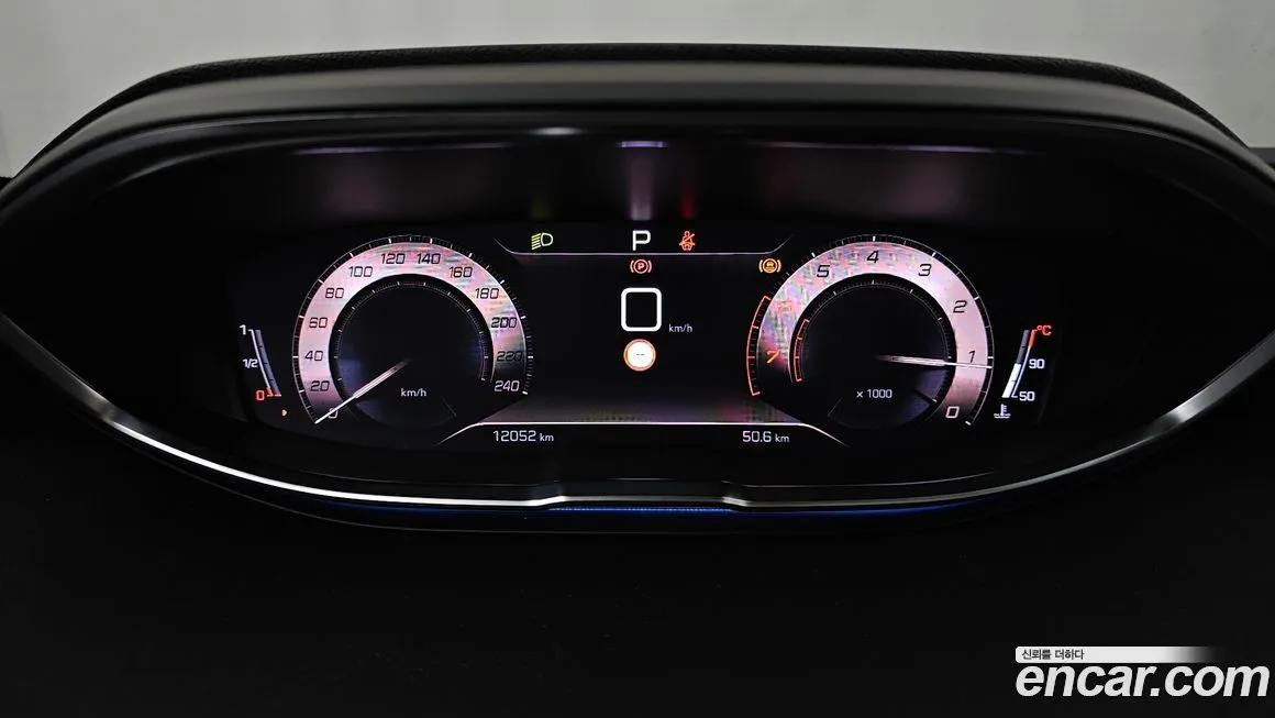 Peugeot 5008 2024 из KR, фото 4
