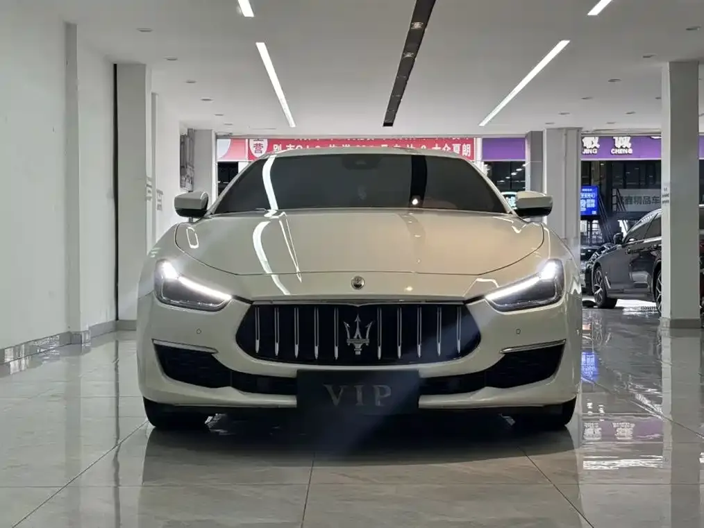 Maserati Ghibli — фото 6
