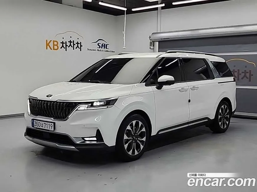 Kia Carnival — фото 1