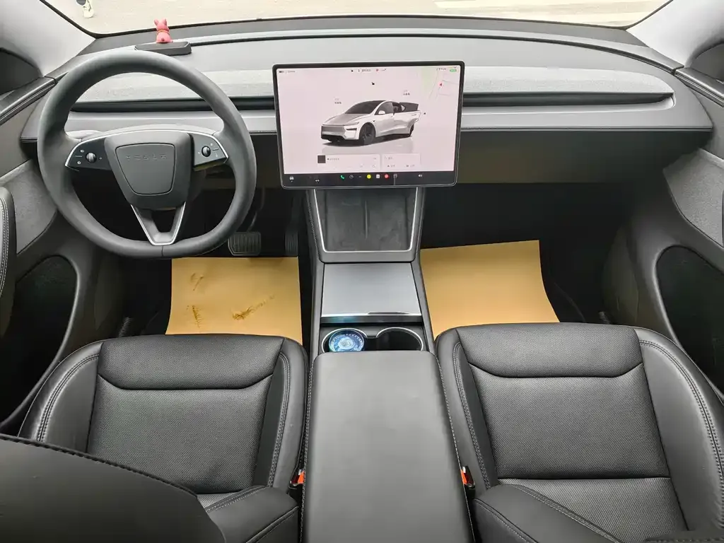 Tesla Model Y — фото 5